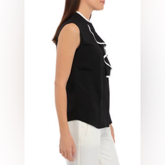 🆕Calvin Klein Size M Women’s Black Sleeveless White Trim Ruffle Front Top - Picture 2 of 9